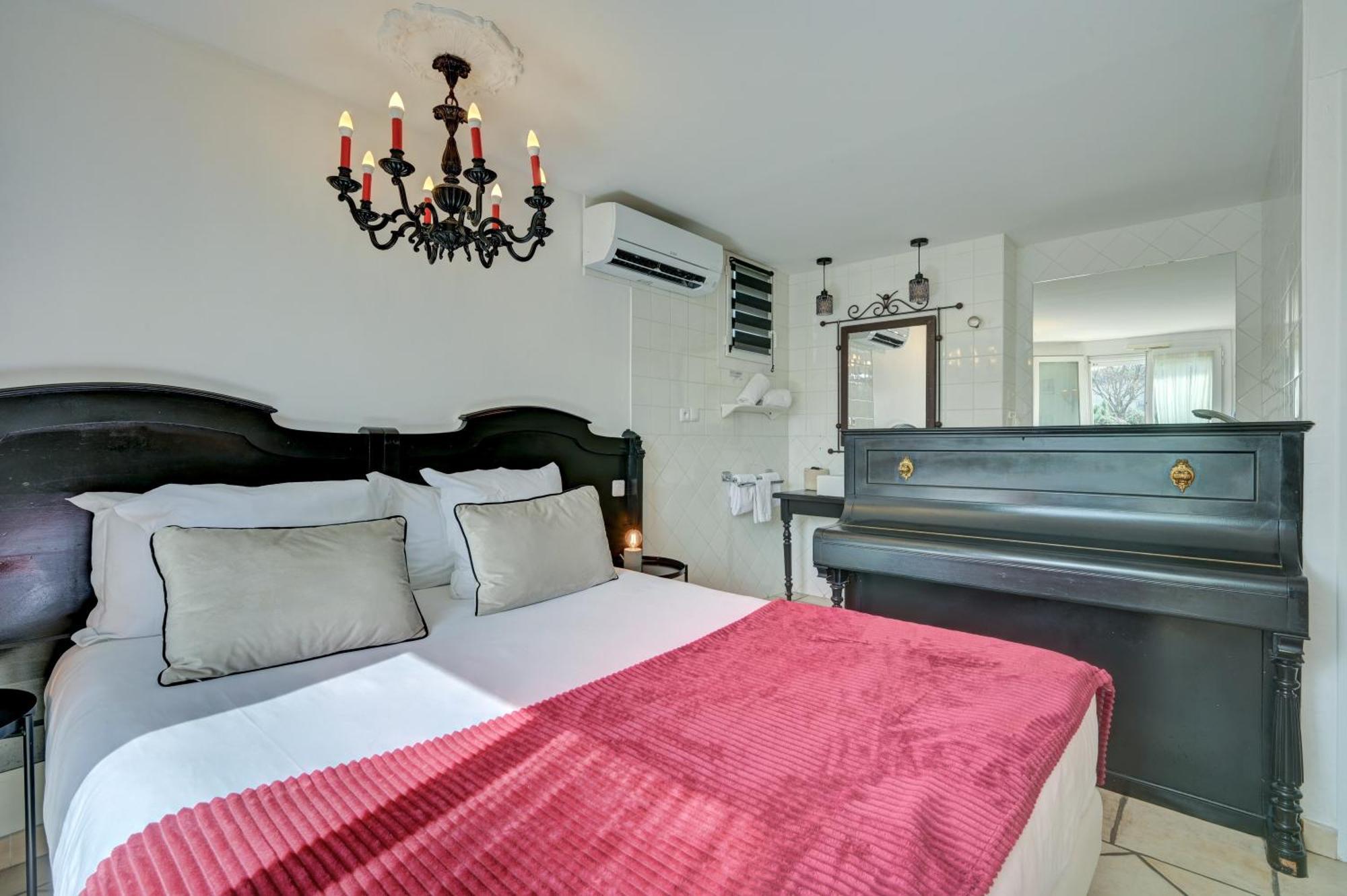 The Originals Boutique, Clair Hotel, Martigues Esterno foto