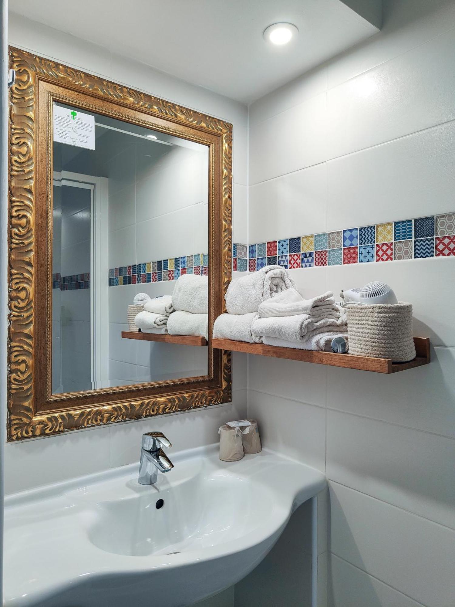The Originals Boutique, Clair Hotel, Martigues Esterno foto
